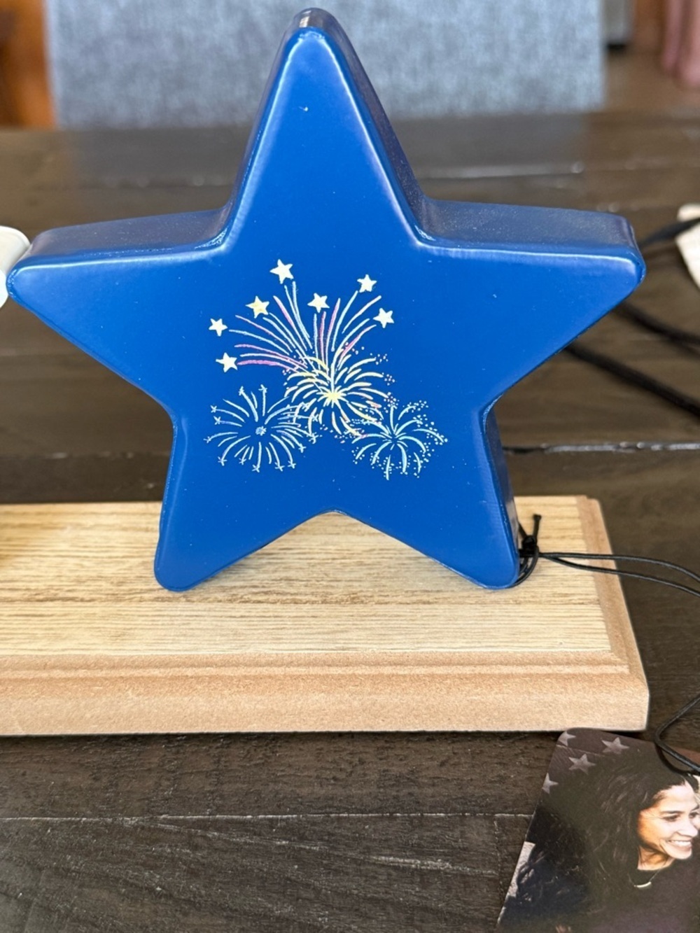 Rae Dunn Red, White & Blue Trio of Metal stars on Wooden Base- NWT - Picture 2 of 10